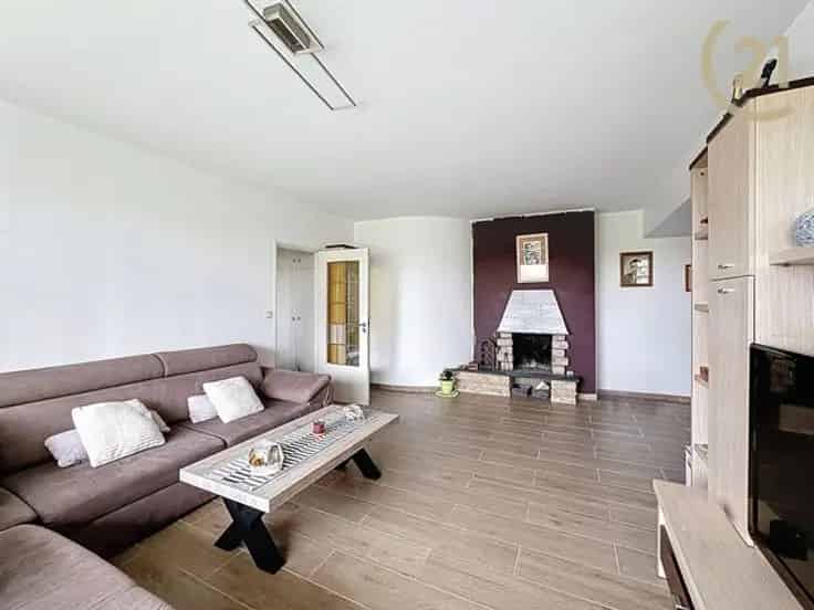 Appartement Te Koop Ganshoren 2 Slaapkamers Terras Garage
