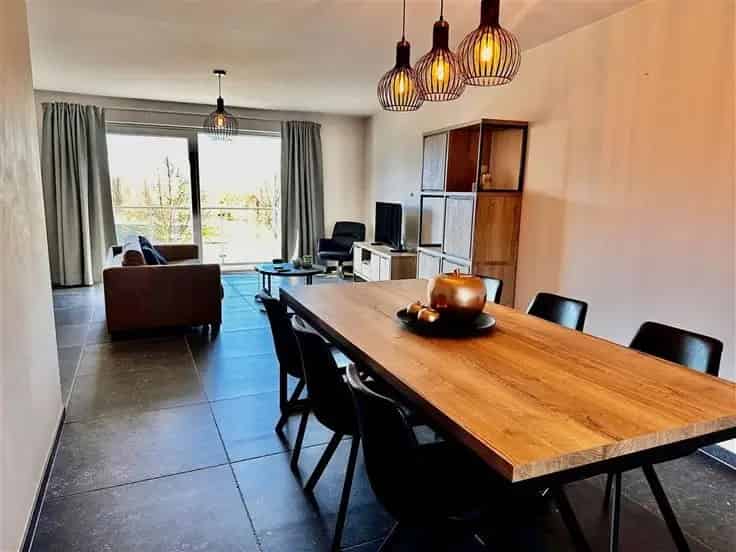 Appartement Te Koop 2 Slaapkamers Zonnig Terras