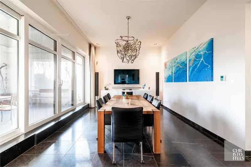 Villa te Koop Lanaken: Design Appartement 330m² in Kasteelpark