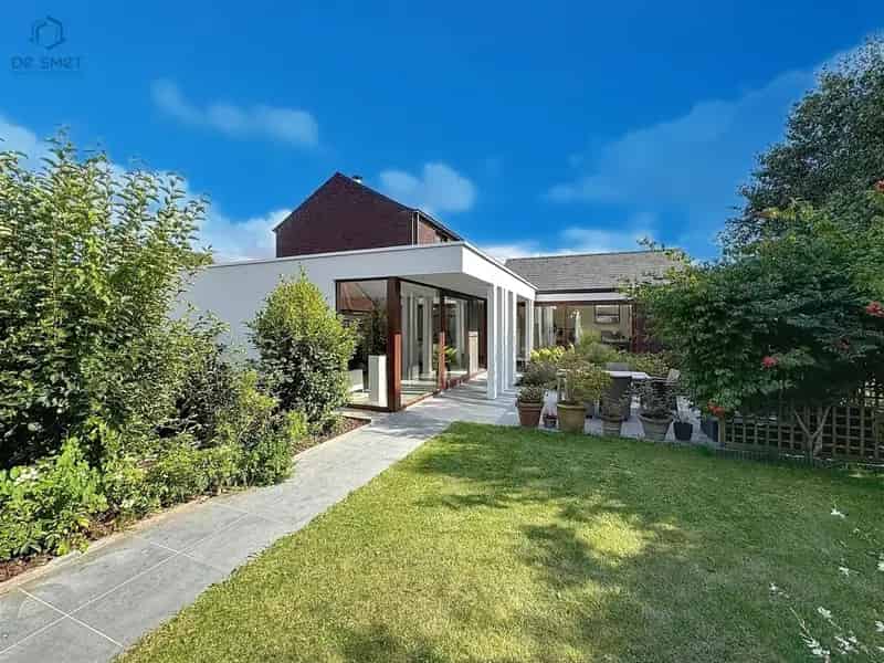 Instapklare Energiezuinige Villa met Prachtige Tuin