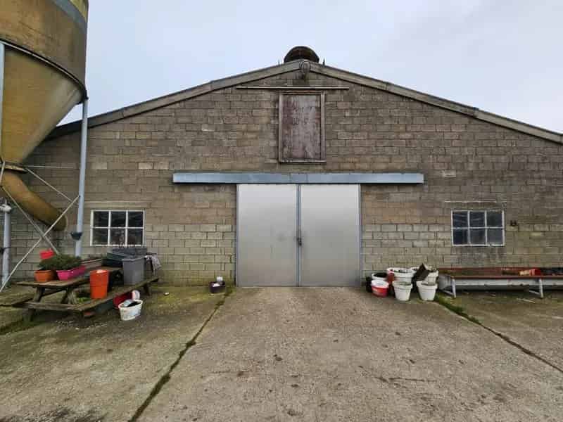 Landbouwgrond 8ha te koop