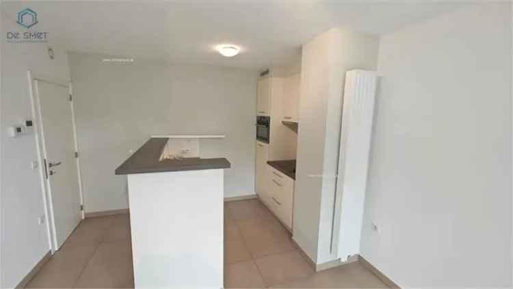 Studio te Koop Halle - Instapklaar 1 Slaapkamer Appartement met Garage
