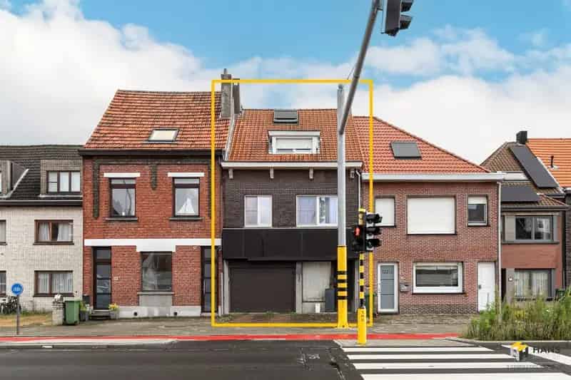 Huis te huur Ekeren 4 slaapkamers 250m² tuin garage