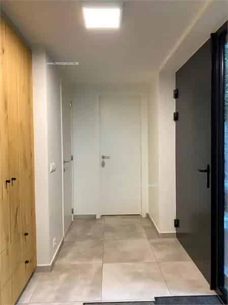 Te Huur Pittem: Instapklare woning 3 slaapkamers