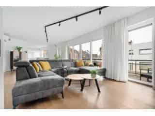 Appartement te koop Burcht 3 slaapkamers zonnig terras garage