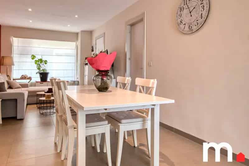 Huis te koop Menen: Ruime moderne woning met oog voor detail