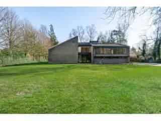 Villa te koop Schilde 6 slaapkamers 2 badkamers