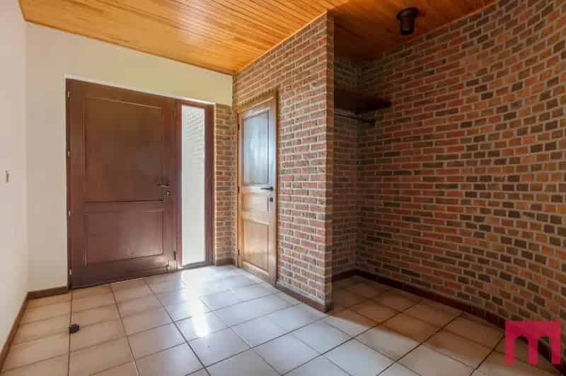 Laagbouw woning 3 slaapkamers grote tuin landelijk gelegen