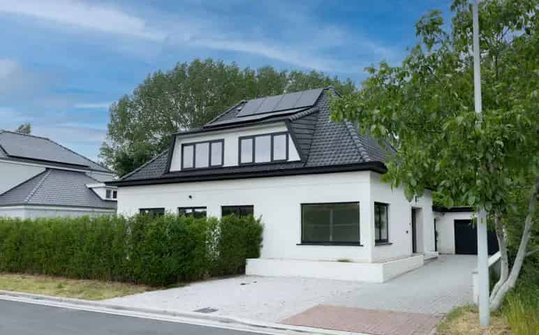 Villa te koop in Hansbeke
