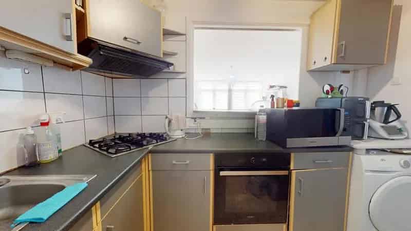 Appartement te Evere 82m2 2 slaapkamers Nabij winkels en NATO