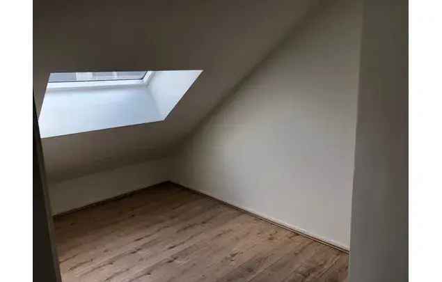 Huur 1 slaapkamer appartement van 45 m² in Antwerp