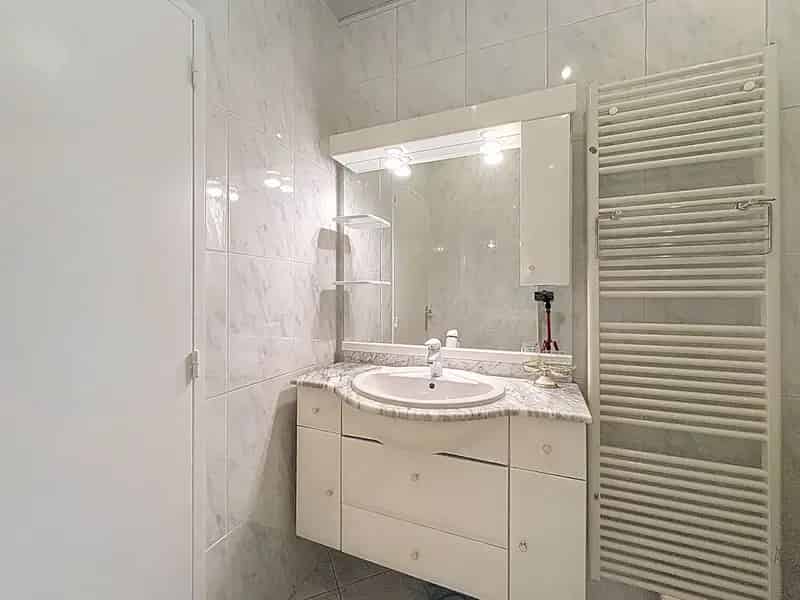 Modern Appartement 2 Slaapkamers te Huur Wilrijk