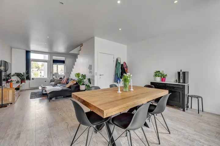 Instapklaar Duplex Appartement Geraardsbergen