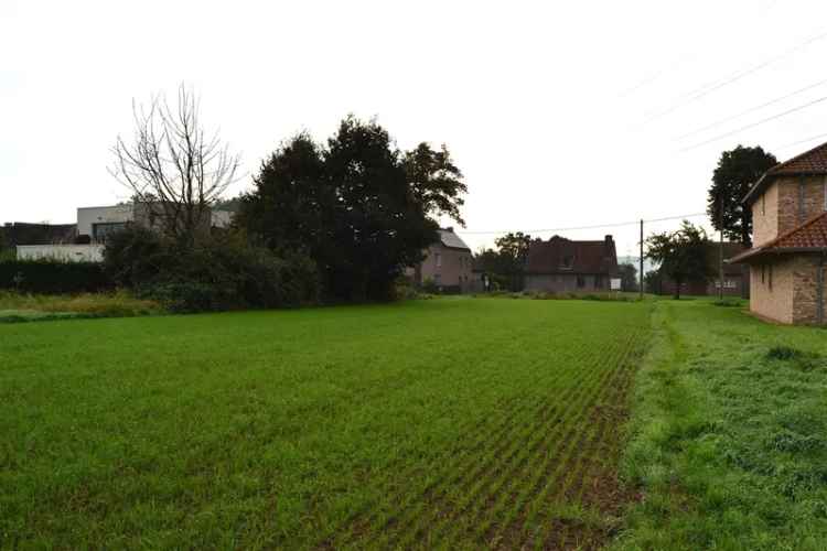 bouwgrond (1257 m²) zonder bouwverplichting