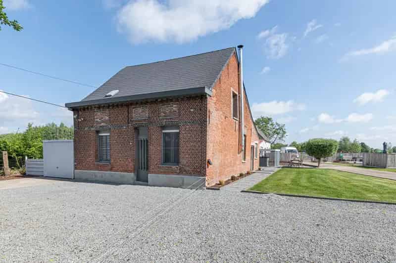 Charmante woning met loods Hombeek