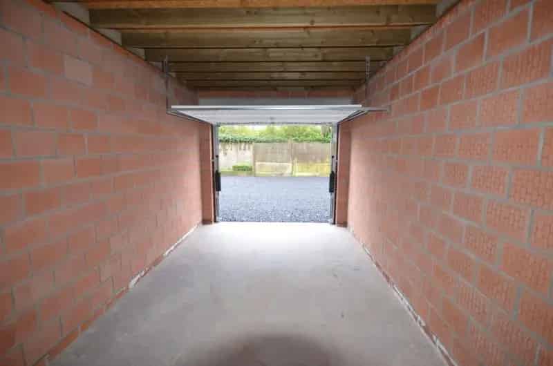 Te Huur Nieuwe Garagebox 18m² Roeselare
