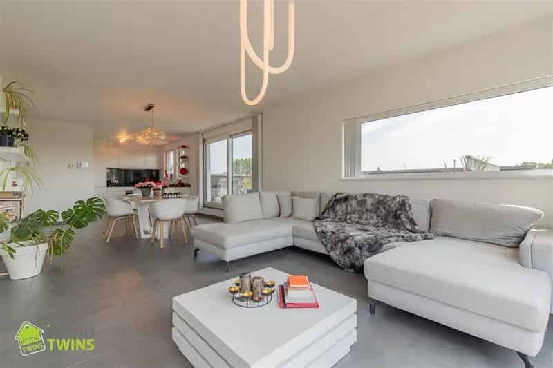 Luxueus Penthouse te koop in Temse