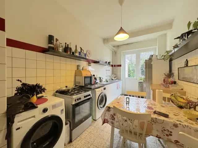 Appartementsblok Etterbeek 4 Eenheden Nabij Avenue Tervuren
