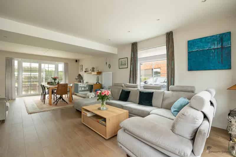 Ruime Energiezuinige Woning Kontich 214m²