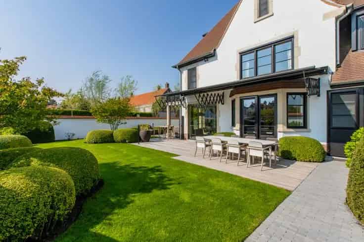 Luxe Koppelvilla Te Koop: 4 slaapkamers, 2 badkamers, Rustige omgeving