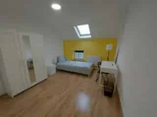 Appartement Medehuur Monceau-sur-Sambre 9 slaapkamers