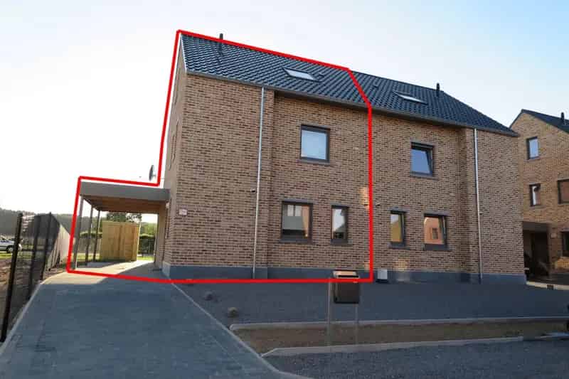 Halfvrijstaande Nieuwbouwwoning 3 Slaapkamers Carport