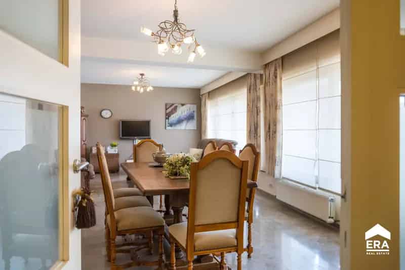 Ruim Duplex Appartement te Koop in Boezinge
