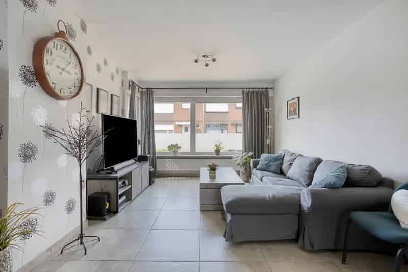 Licht op te frissen HOB 3 slaapkamers Herenthout
