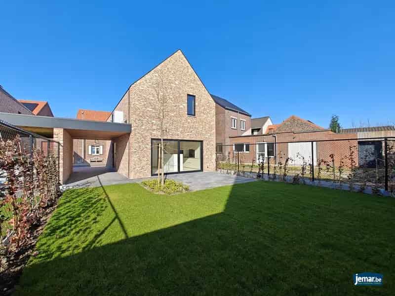 Huis te koop Leut: Instapklare 3 Slaapkamers, Energiezuinig