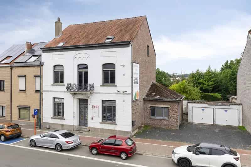 Herenhuis te huur Nossegem 391m²  EPC C