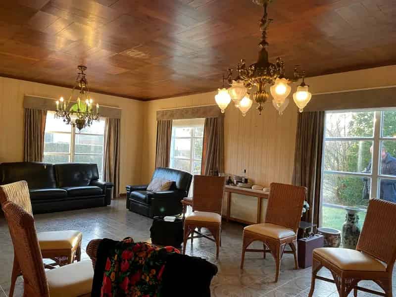 Huis te koop Laarne: 2 slaapkamers, tuin en garage