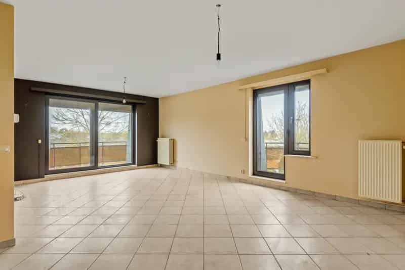 Appartement te Koop Nabij Centrum 3 slaapkamers Garage