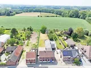 Bouwgrond Herzele: Halfopen Bebouwing te Renoveren of Slopen
