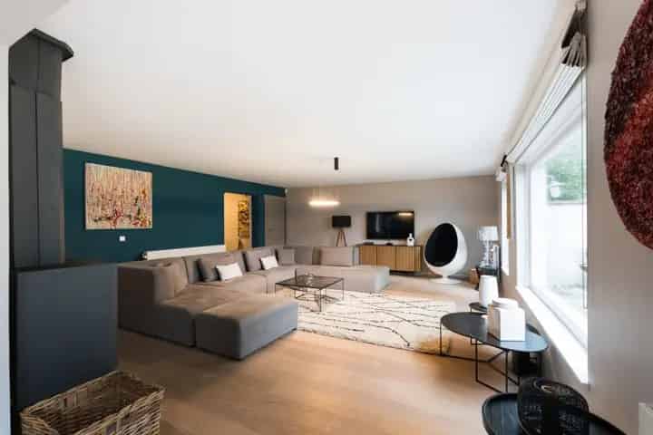 Villa te Lasne 4 slaapkamers 2 badkamers gerenoveerd