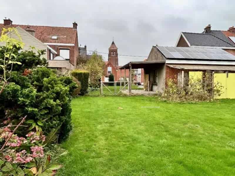Bouwgrond te Koop Zwevegem: Zuidgericht Perceel Nabij Faciliteiten