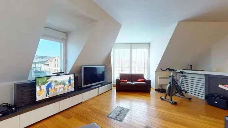 Appartement 2 slaapkamers nabij UCL en EU
