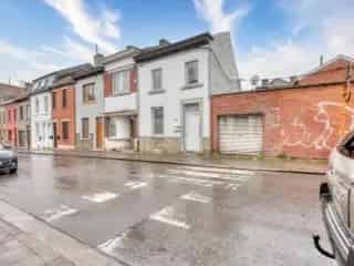 Huis te Koop Seraing 3 slaapkamers Tuin Renovatie Nodig