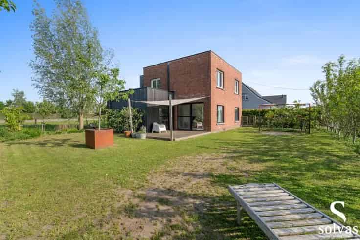 Vrijstaande woning met 3 slaapkamers en prachtig verzicht