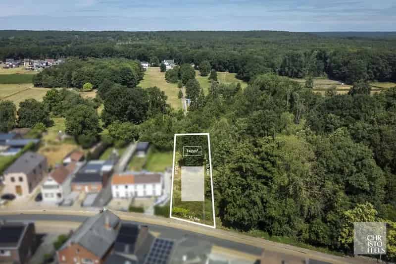 Open Bebouwing 742m²