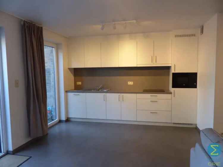 Appartement te huur met tuin en 2 slaapkamers in Dessel centrum