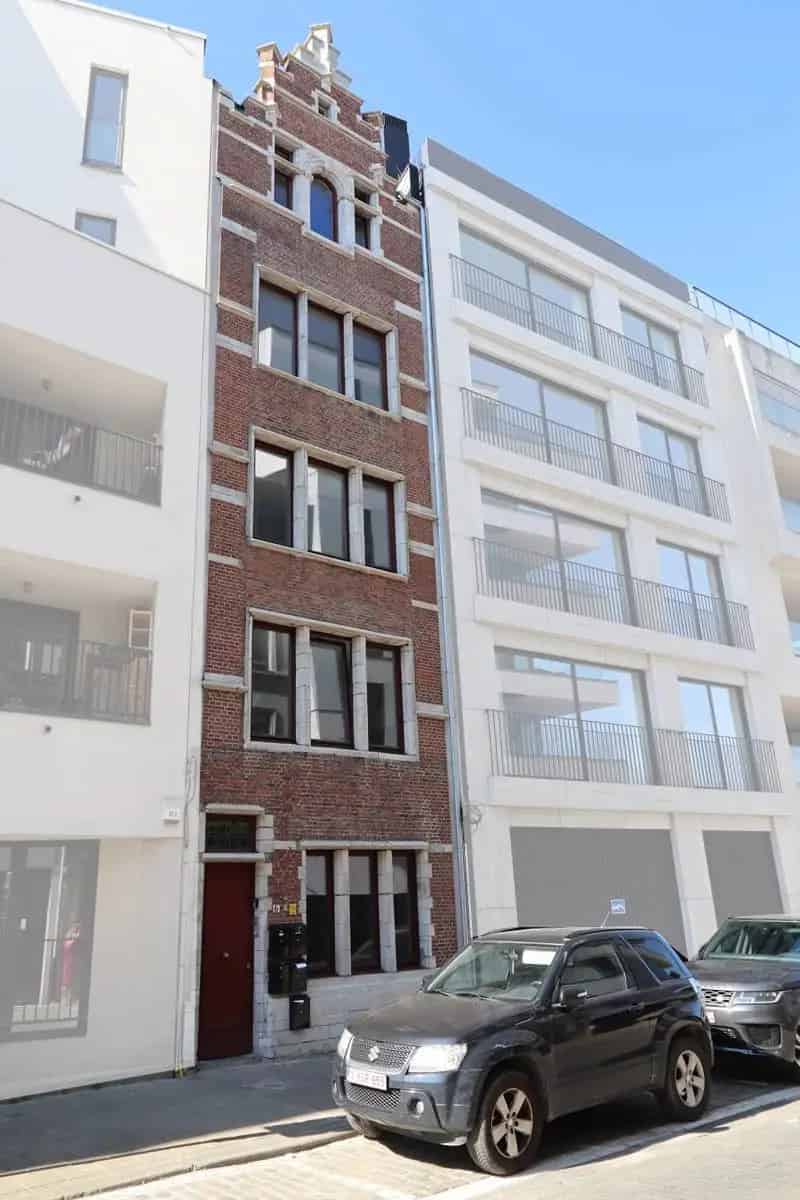 Gerenoveerd Appartement Antwerpen Centrum Nabij Kaaien