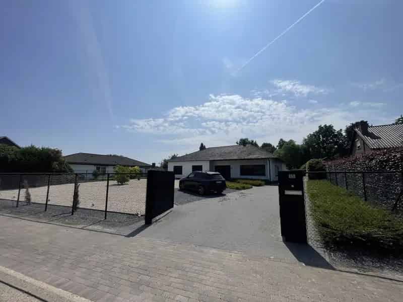 Villa te koop: 3 slaapkamers, zwembad, poolhouse