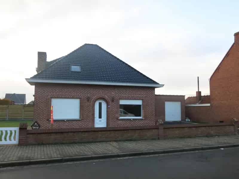 Huis te huur 3 slaapkamers gerenoveerd