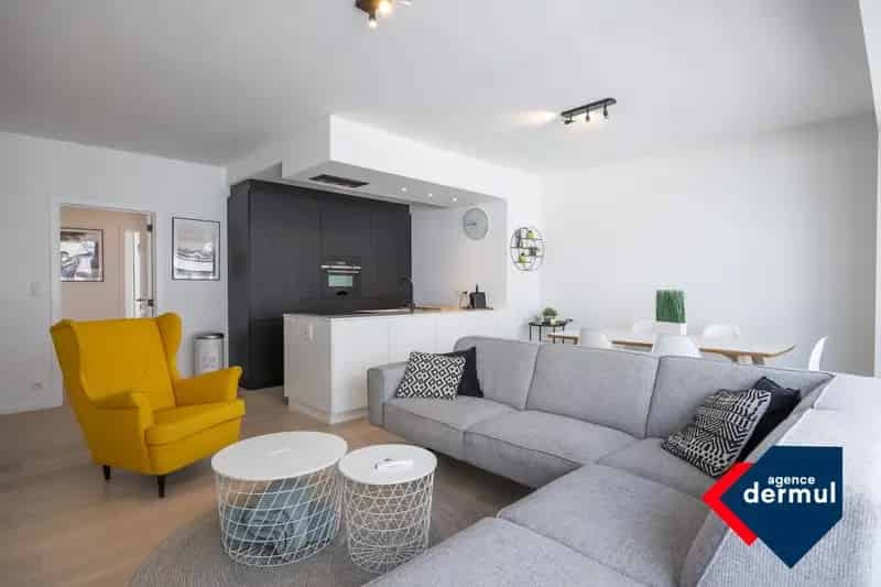 Appartement te huur Oostende: 2 slaapkamers, zeezicht, terras