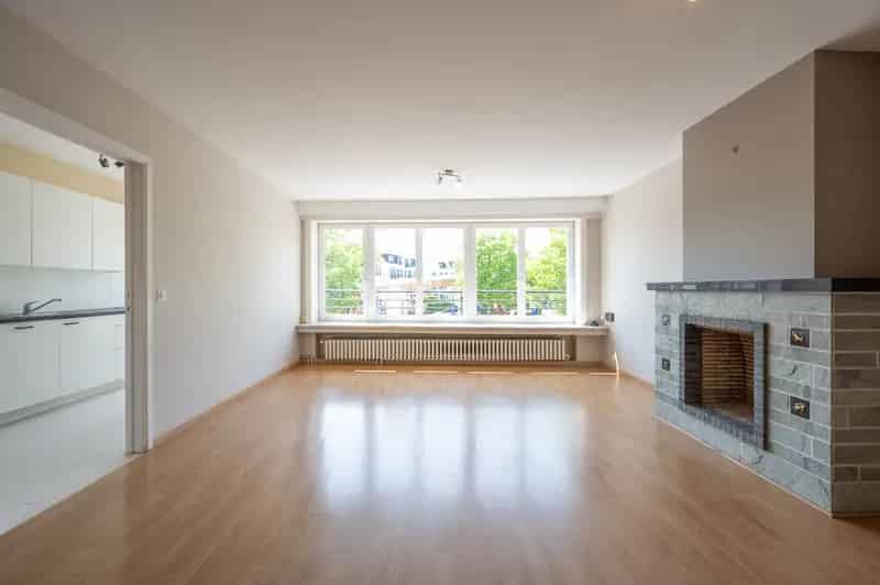 Appartement te koop Knokke Natiënlaan 2 slaapkamers renovatieproject
