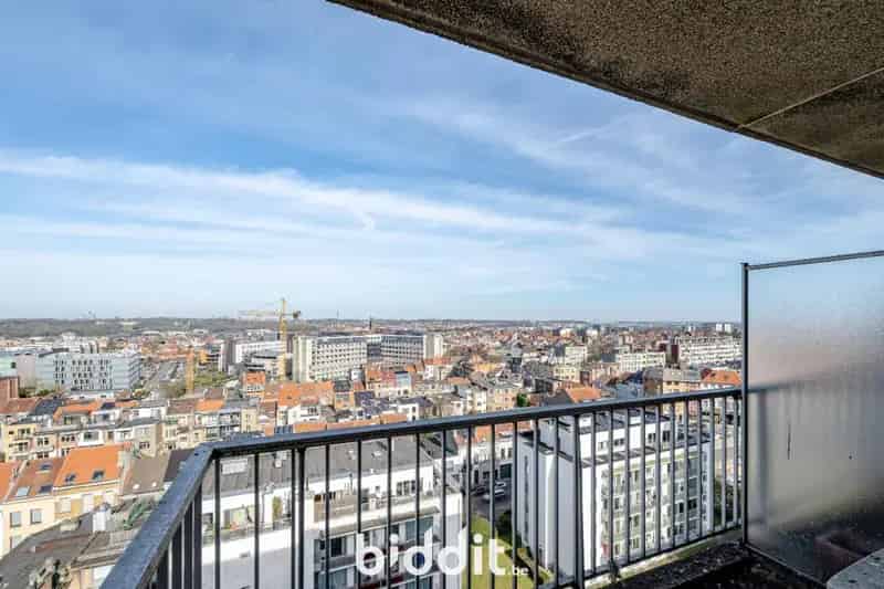 Appartement 3 slaapkamers 11de verdieping parking