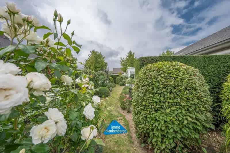 Ruime Bungalow met Tuin in Rustige Wijk