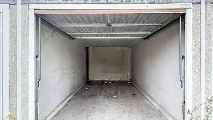 Opbrengsteigendom 10 Garageboxen Sint-Eloois-Vijve