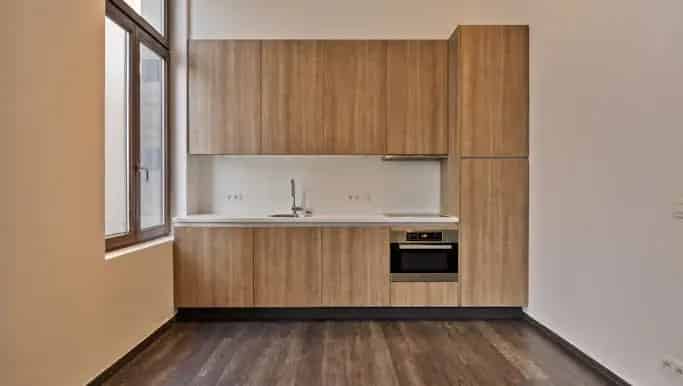 Opbrengsteigendom te koop Brussel 4 appartementen en handelszaak
