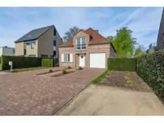 Huis te koop Gierle - Rustige woning met ruime tuin
